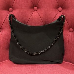 ✈️ ✈️ SOLD ✈️ ✈️ Ferragamo shoulder bag, vintage, it’s authentic!